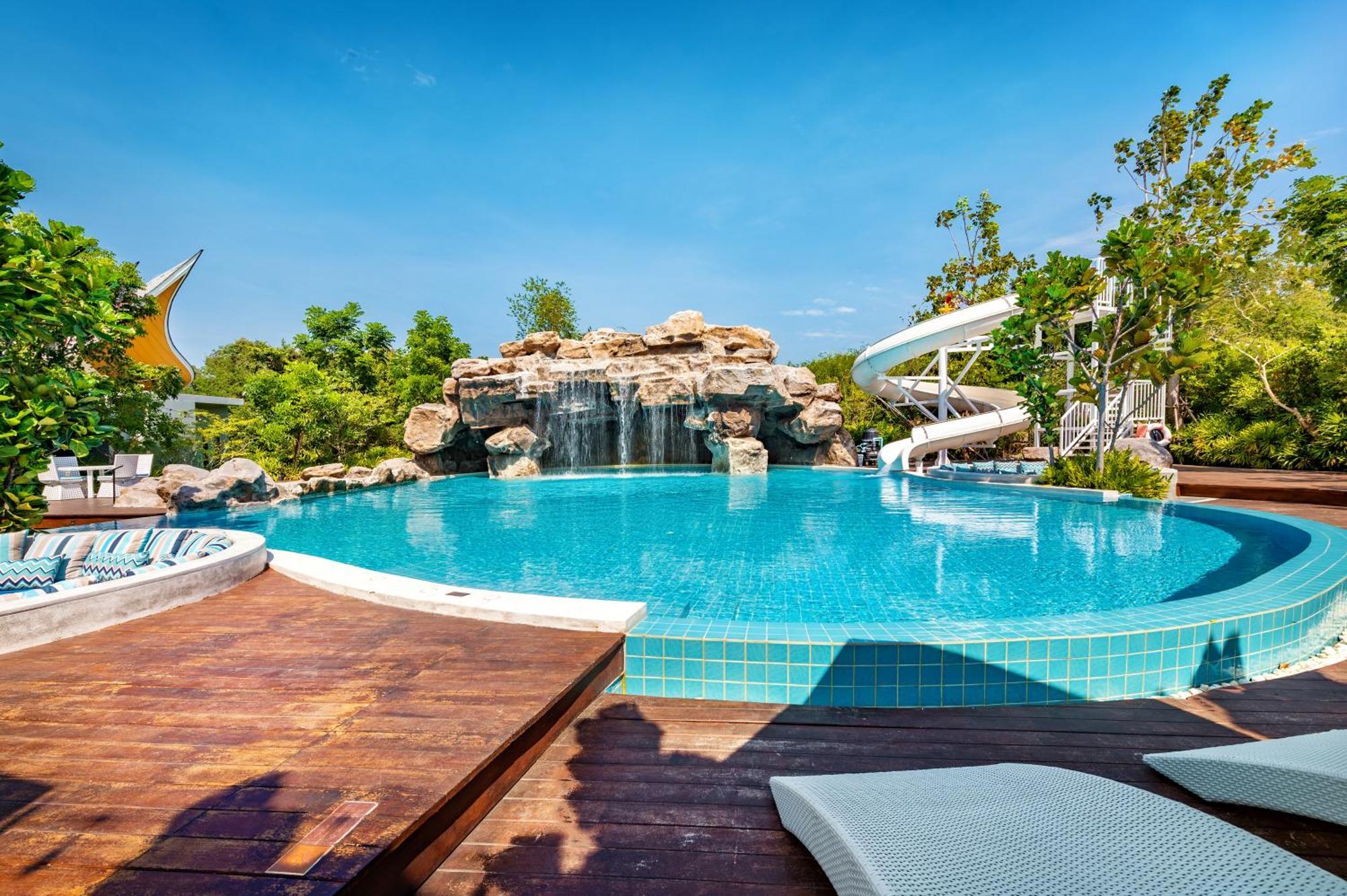 Phukalini Luxury Pool Villa&Onsen-SHA Plus Certified Hua Hin Bagian luar foto